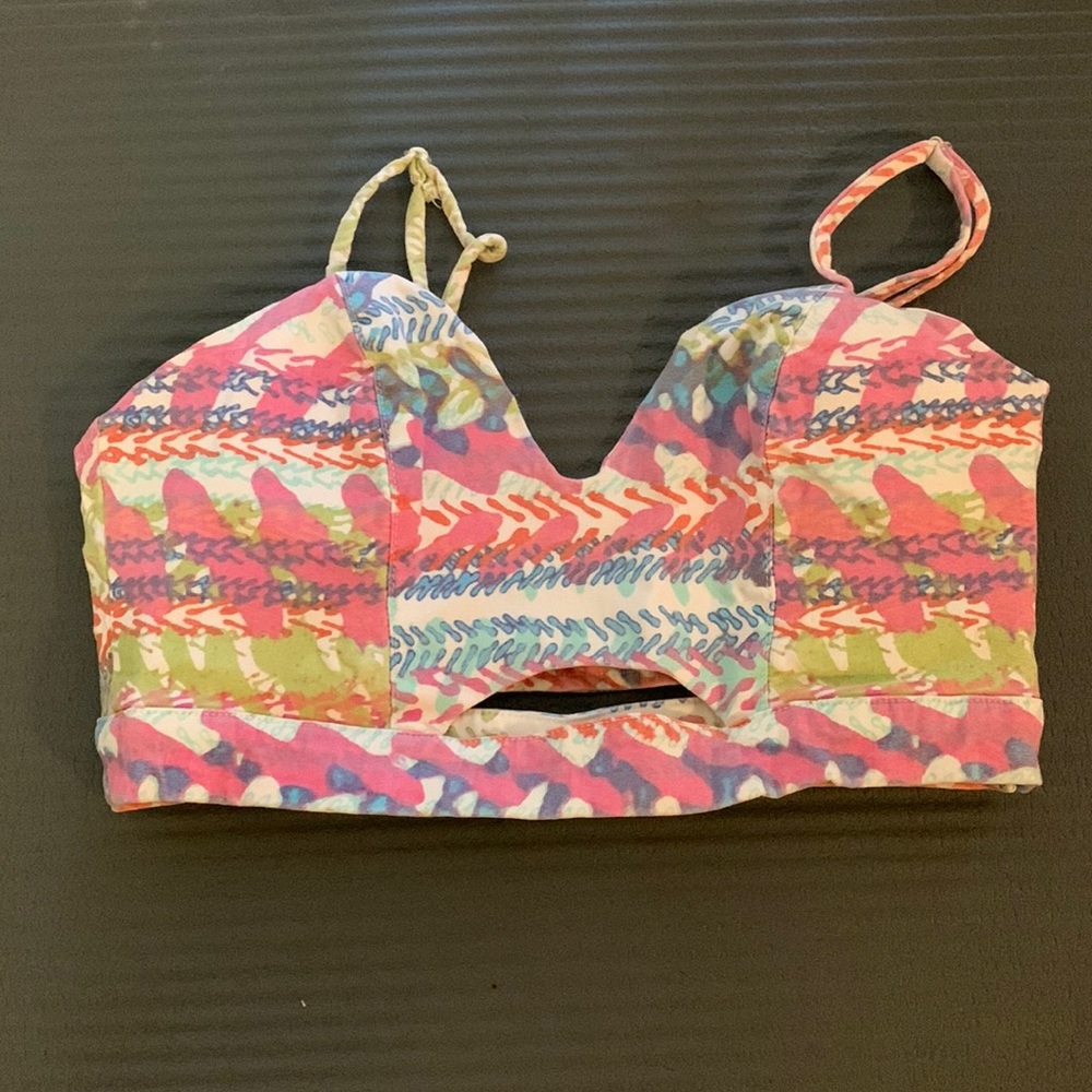 bra top